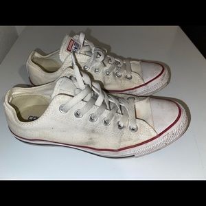 Converse women’s 8.5